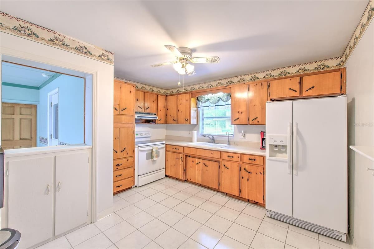 1675 TATE AVENUE — photo 19 of 32