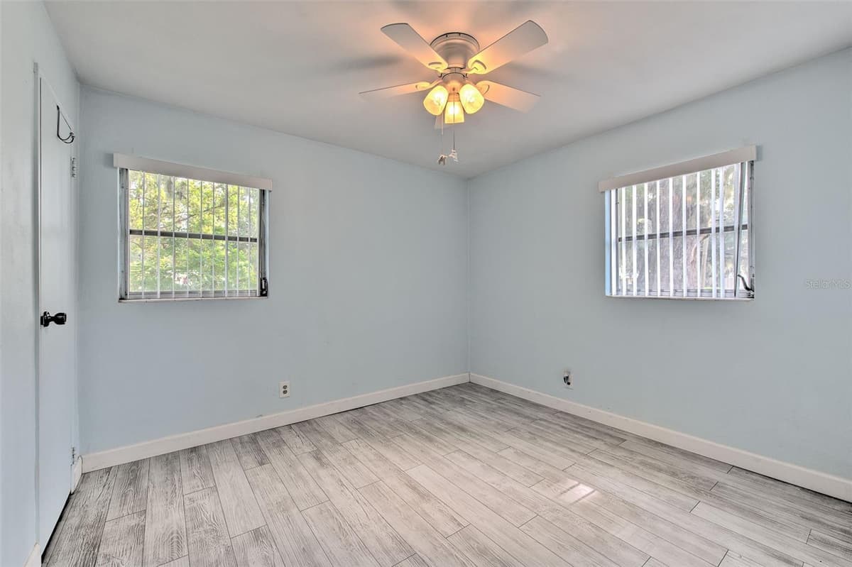 1675 TATE AVENUE — photo 27 of 32