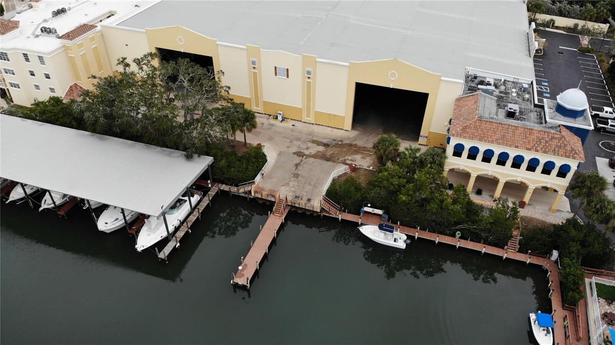 570 BLACKBURN POINT ROAD — photo 3 of 4