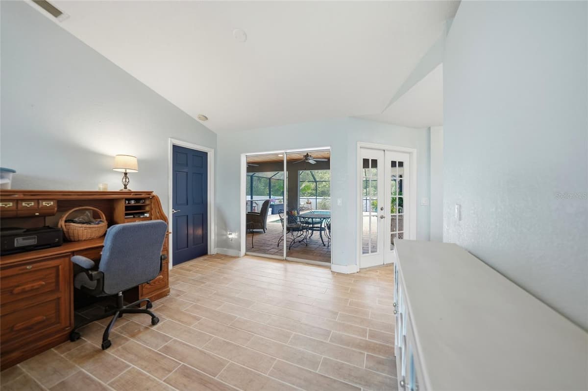 1632 AMSTEAD STREET — photo 8 of 35