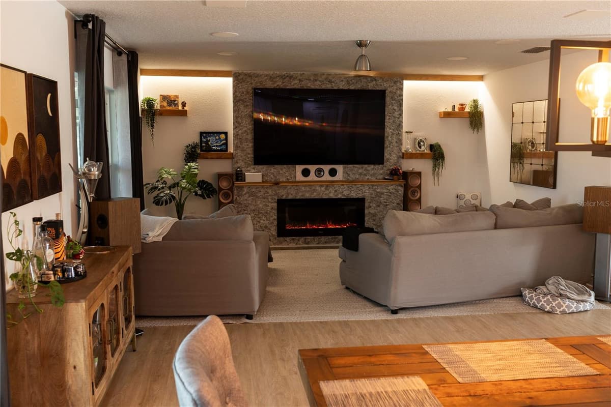 1630 SCARBROUGH ABBY PLACE — photo 11 of 48