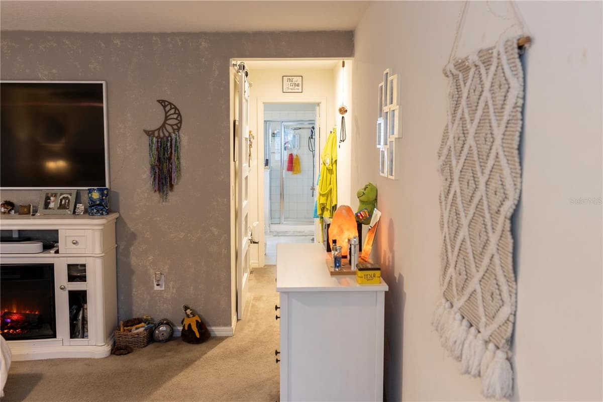 1630 SCARBROUGH ABBY PLACE — photo 19 of 48