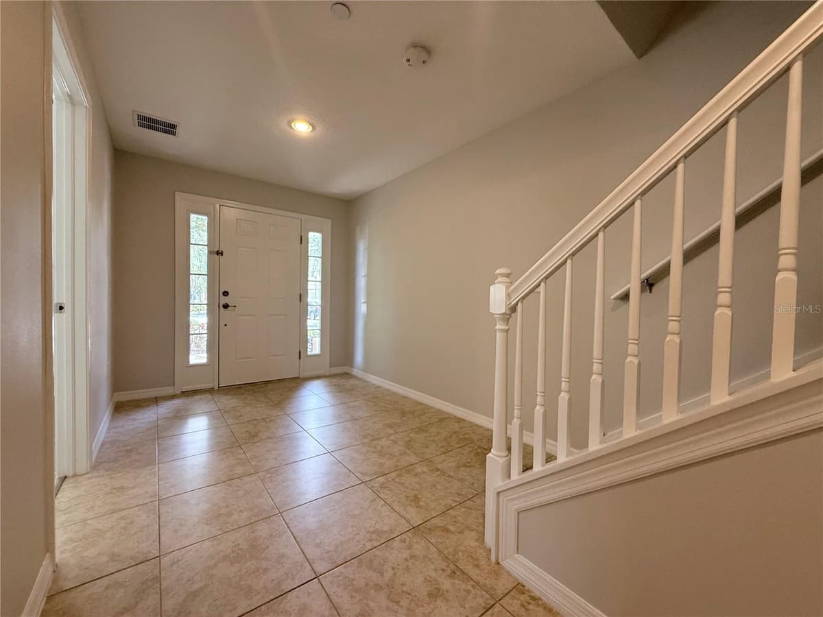 10144 ARBOR RUN DRIVE — photo 2 of 31