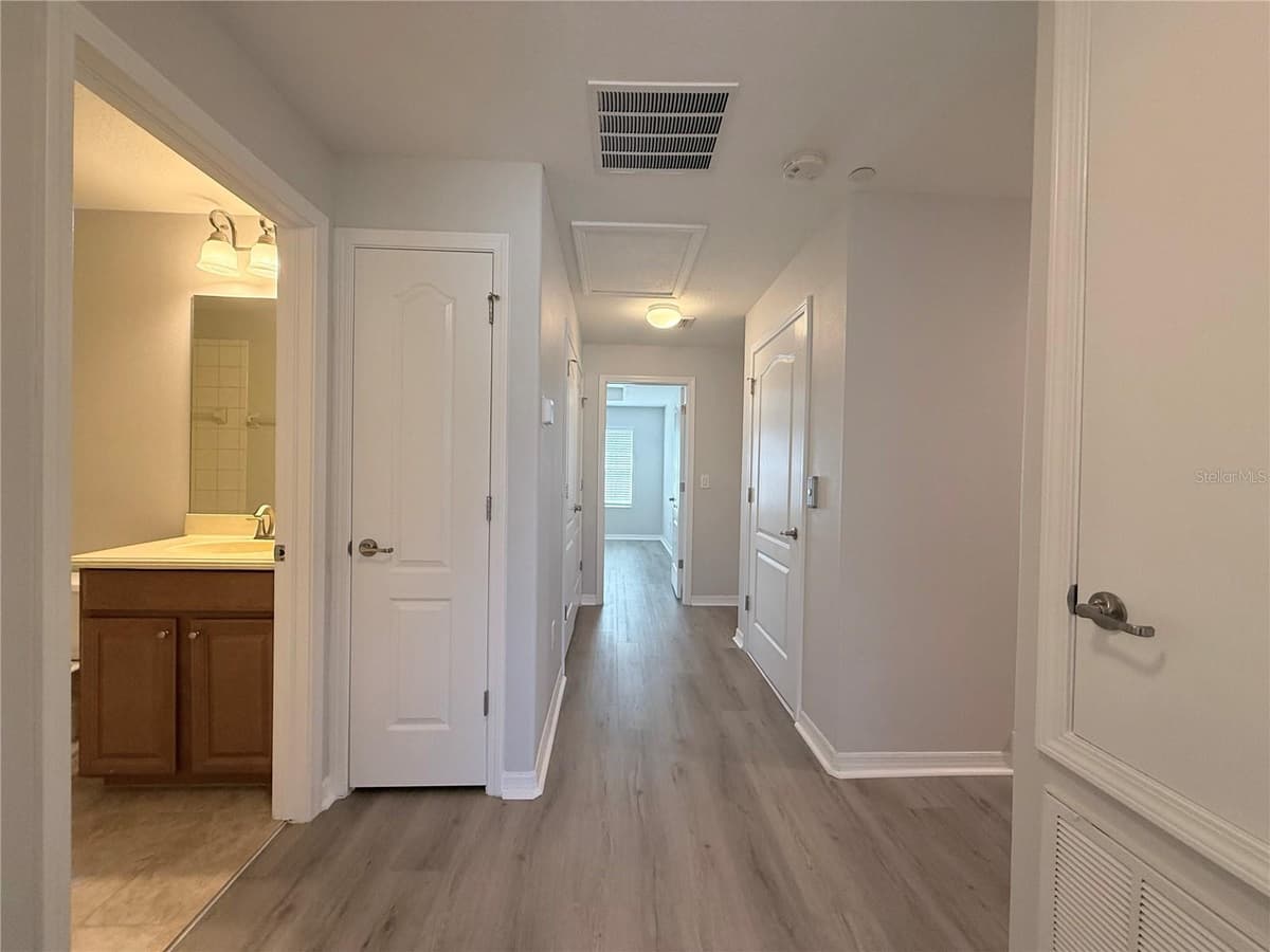 10144 ARBOR RUN DRIVE — photo 10 of 31