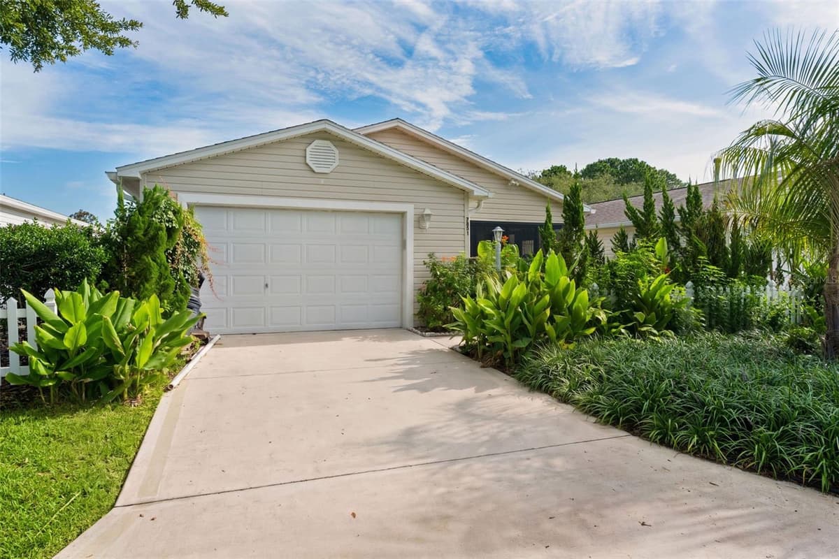 7851 173RD PANORAMA PLACE — photo 3 of 41