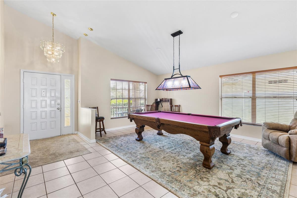 1674 MEADOW OAK LANE — photo 6 of 36