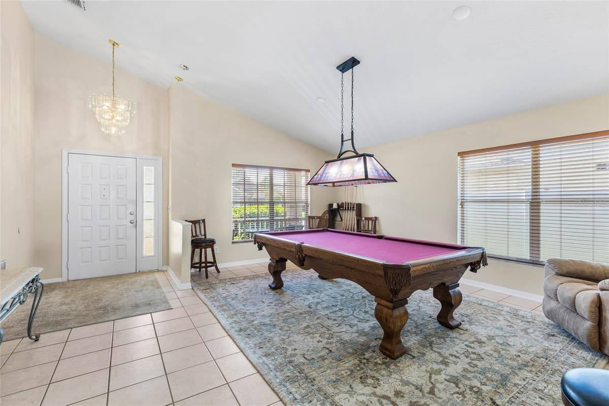 1674 MEADOW OAK LANE — photo 7 of 36