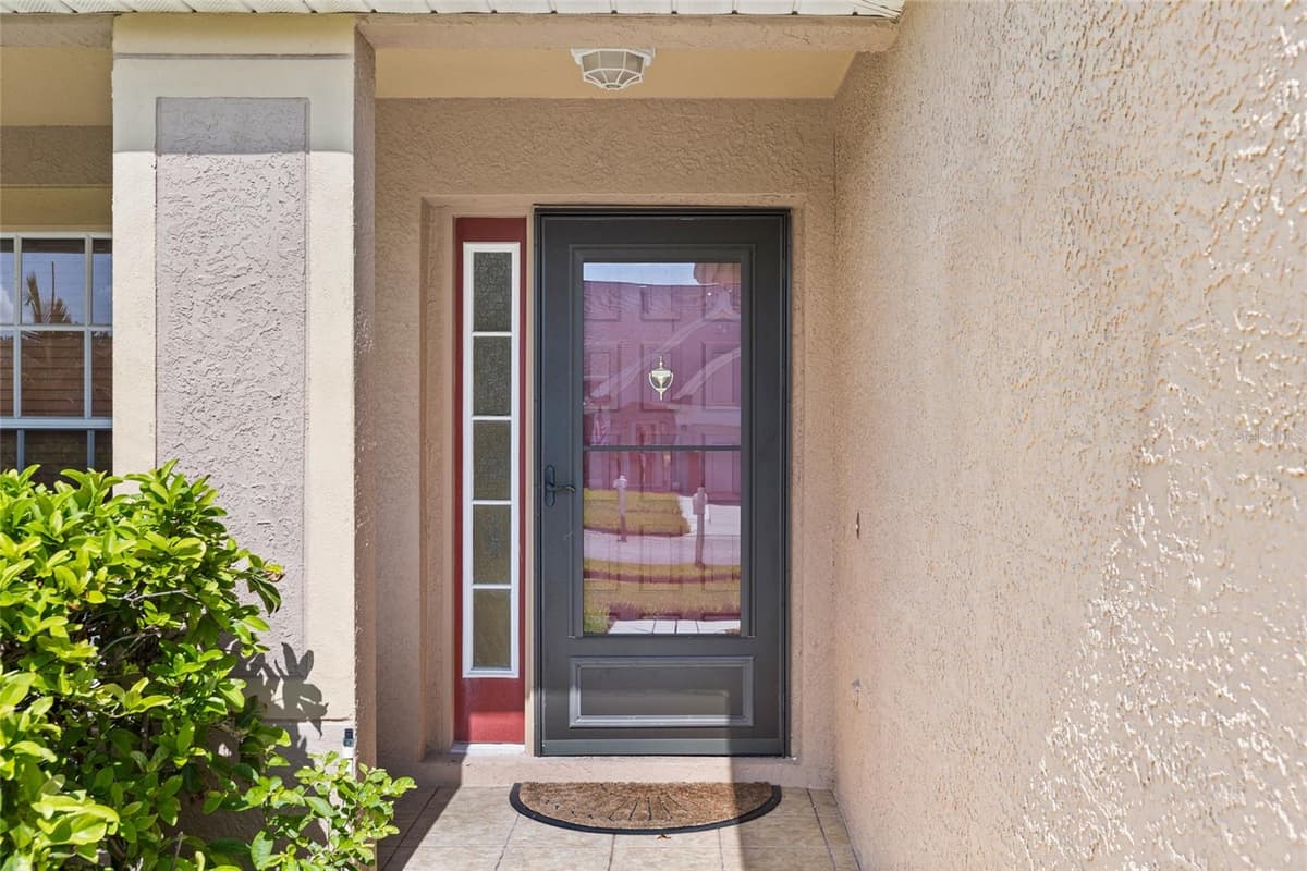 1674 MEADOW OAK LANE — photo 4 of 36