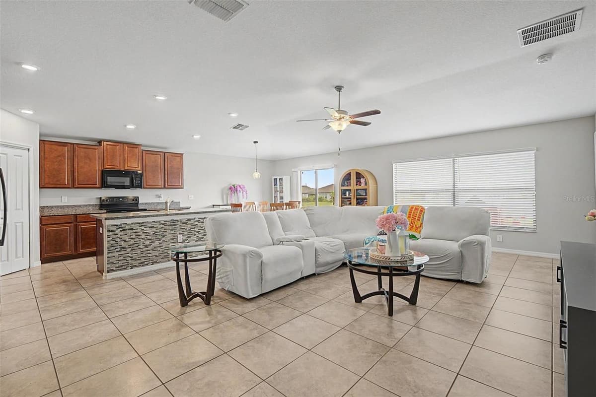 9625 SAGE CREEK DRIVE — photo 13 of 55