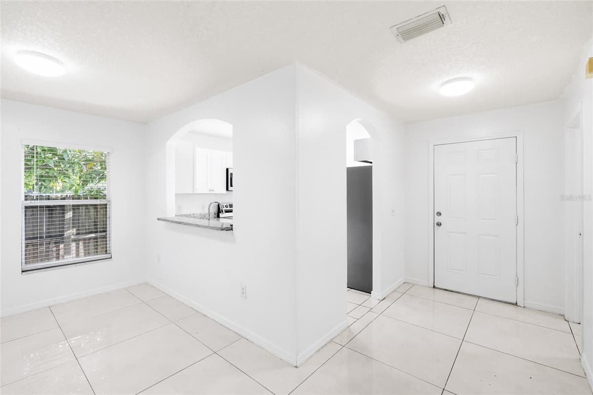 10001 FLORENCE AVENUE — photo 26 of 33