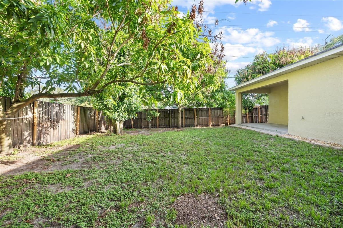 10001 FLORENCE AVENUE — photo 30 of 33
