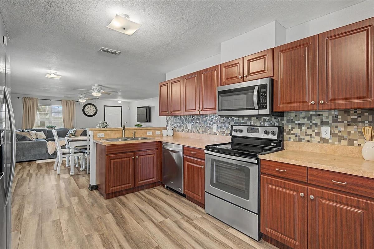 15373 CALLISTA LANE — photo 16 of 44