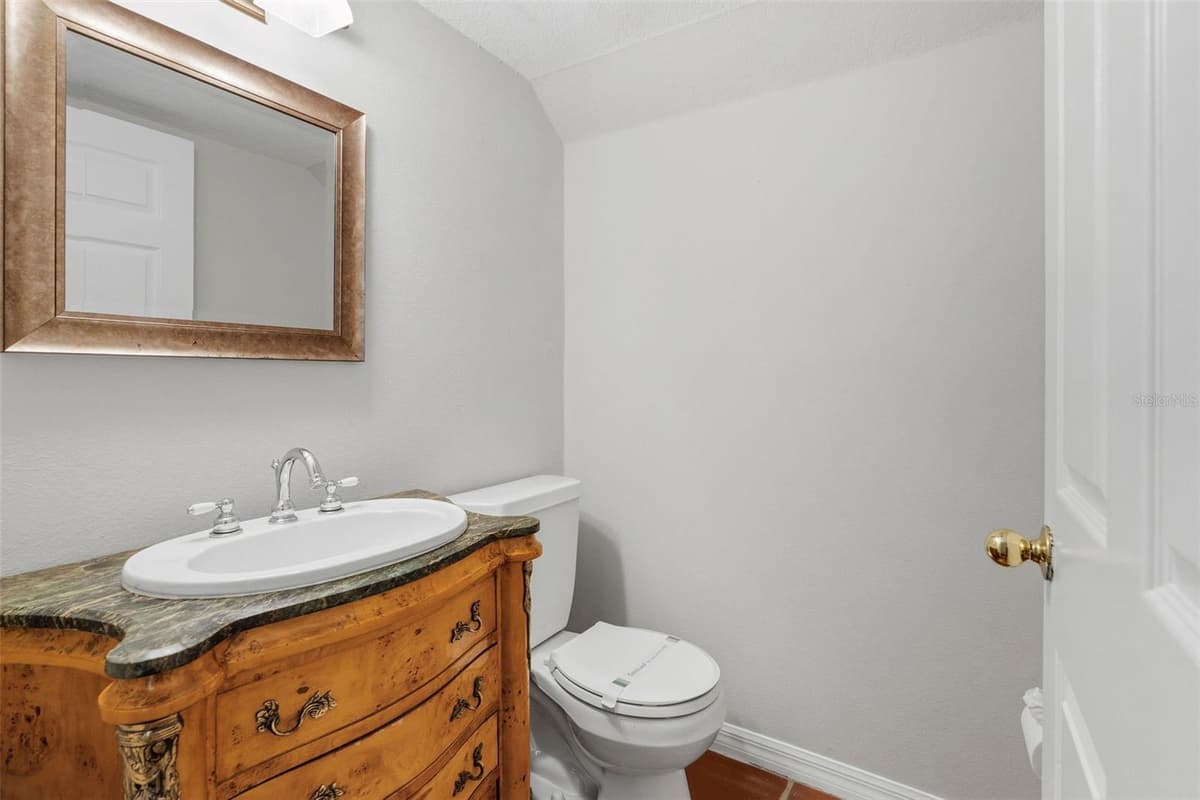 3710 LEONA STREET — photo 9 of 30