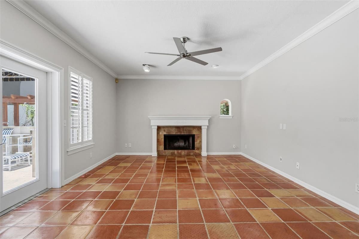 3710 LEONA STREET — photo 15 of 30