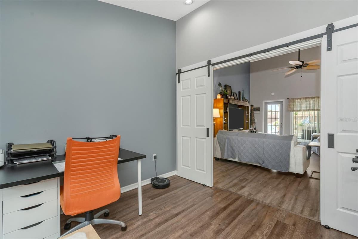 13853 PIMBERTON DRIVE — photo 30 of 47