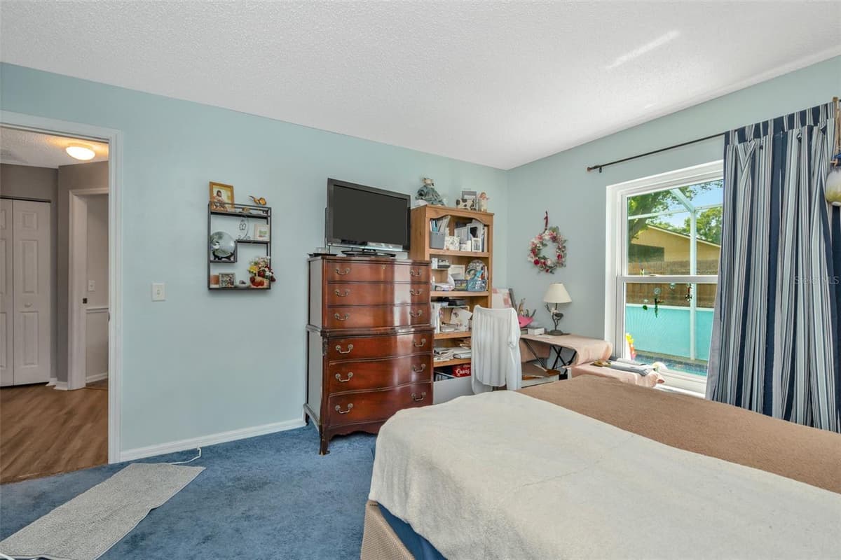 13853 PIMBERTON DRIVE — photo 27 of 47