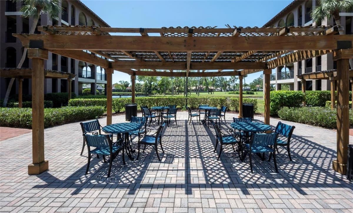 6100 GULFPORT BOULEVARD — photo 20 of 21