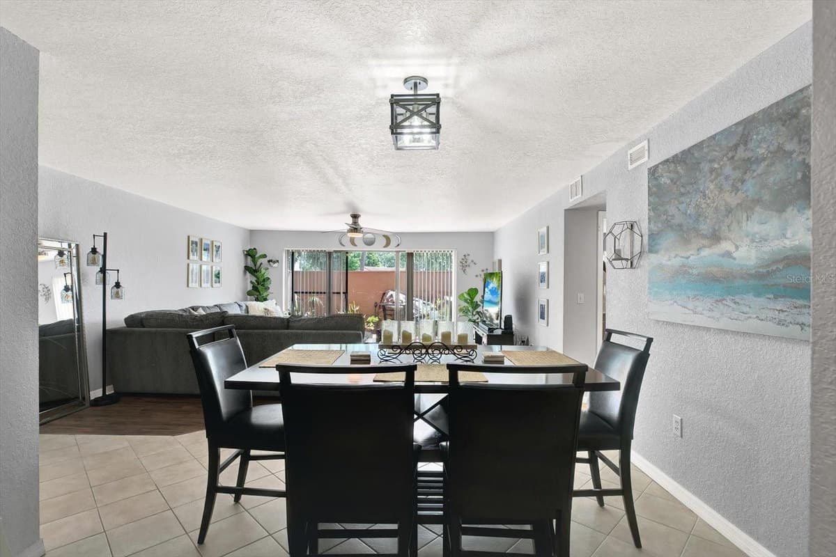 6100 GULFPORT BOULEVARD — photo 7 of 21