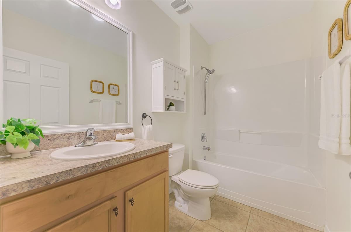 8905 EXCELSIOR LOOP — photo 32 of 51