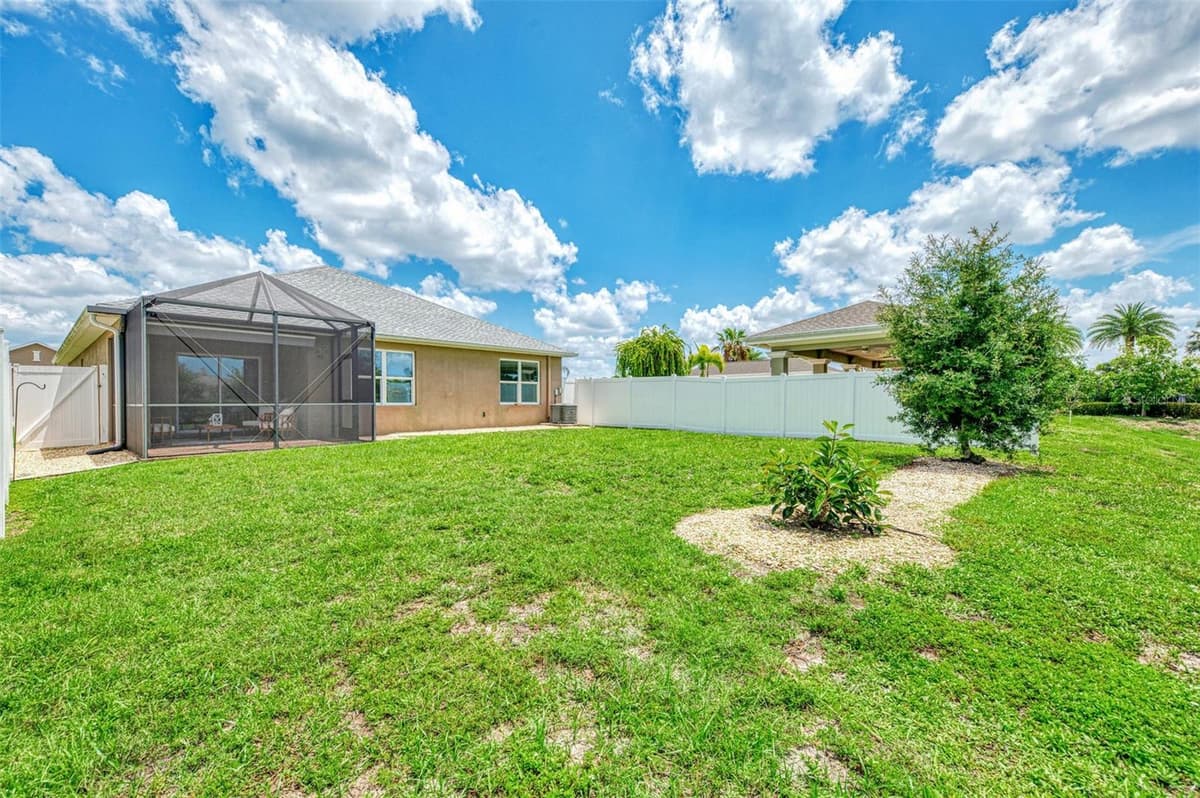 8905 EXCELSIOR LOOP — photo 40 of 51