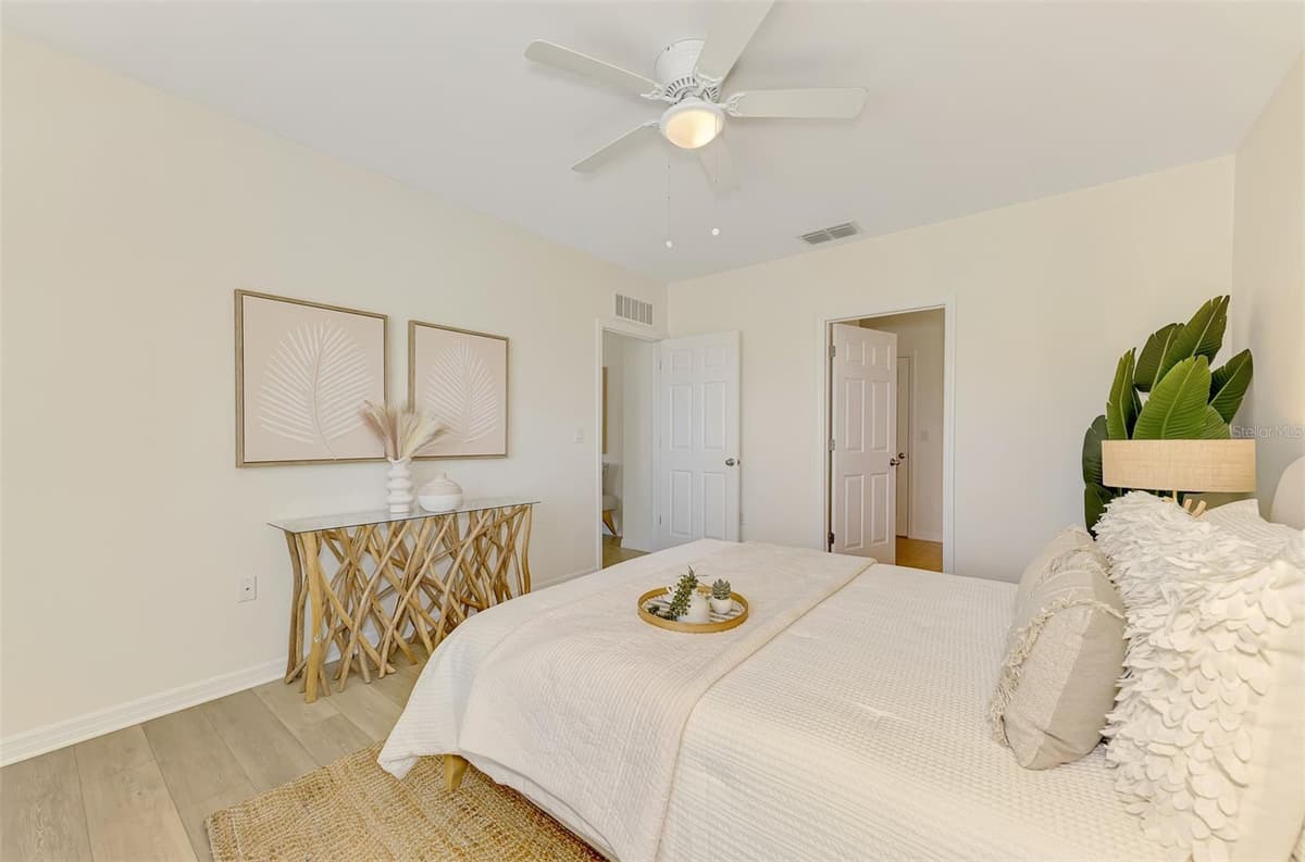 8905 EXCELSIOR LOOP — photo 26 of 51