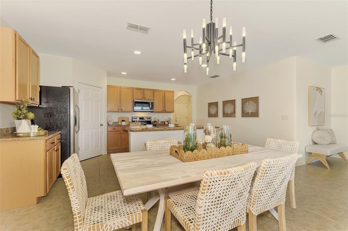 8905 EXCELSIOR LOOP — photo 12 of 51