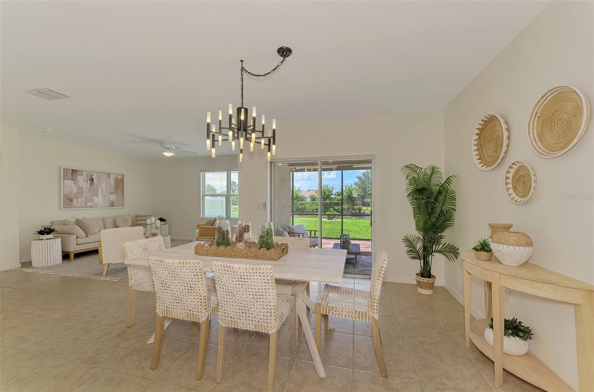 8905 EXCELSIOR LOOP — photo 15 of 51