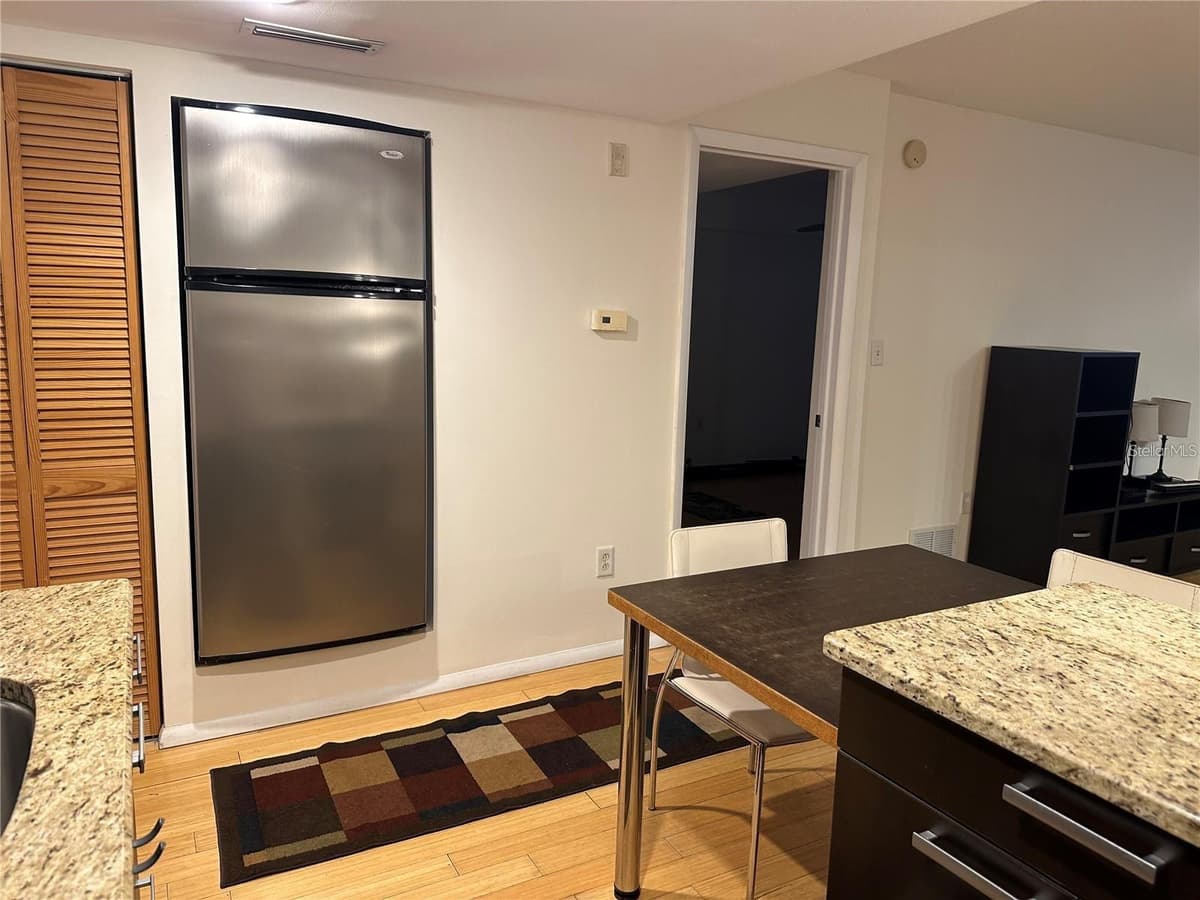 701 MADISON AVENUE — photo 6 of 24
