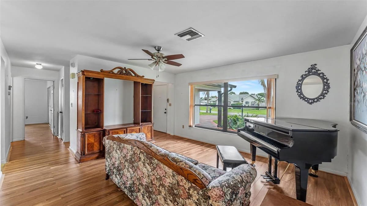 1711 SUNRISE PLACE — photo 4 of 19