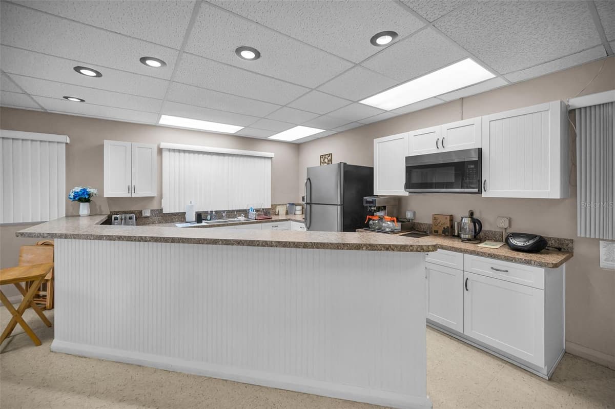 845 SKY LOCH DRIVE — photo 54 of 64