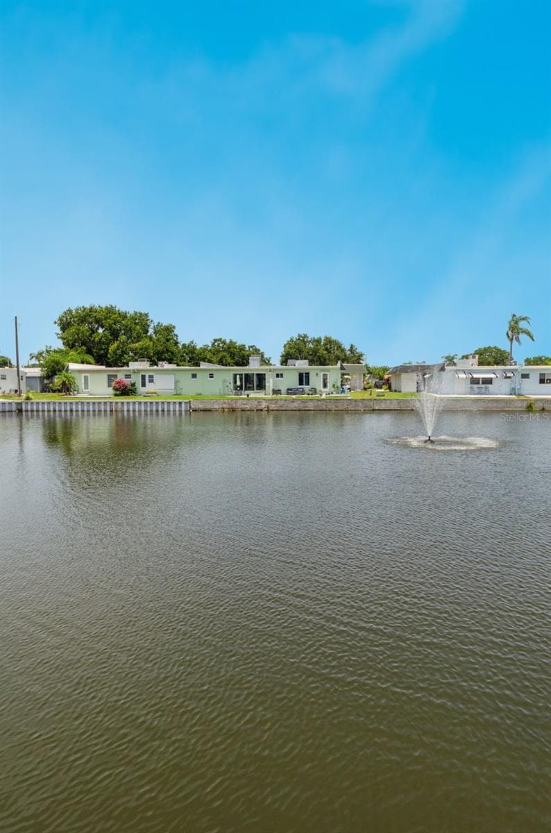 845 SKY LOCH DRIVE — photo 44 of 64
