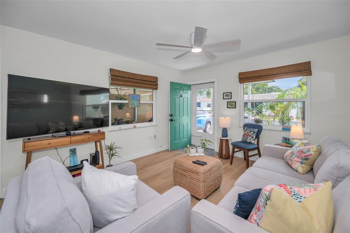 845 SKY LOCH DRIVE — photo 10 of 64