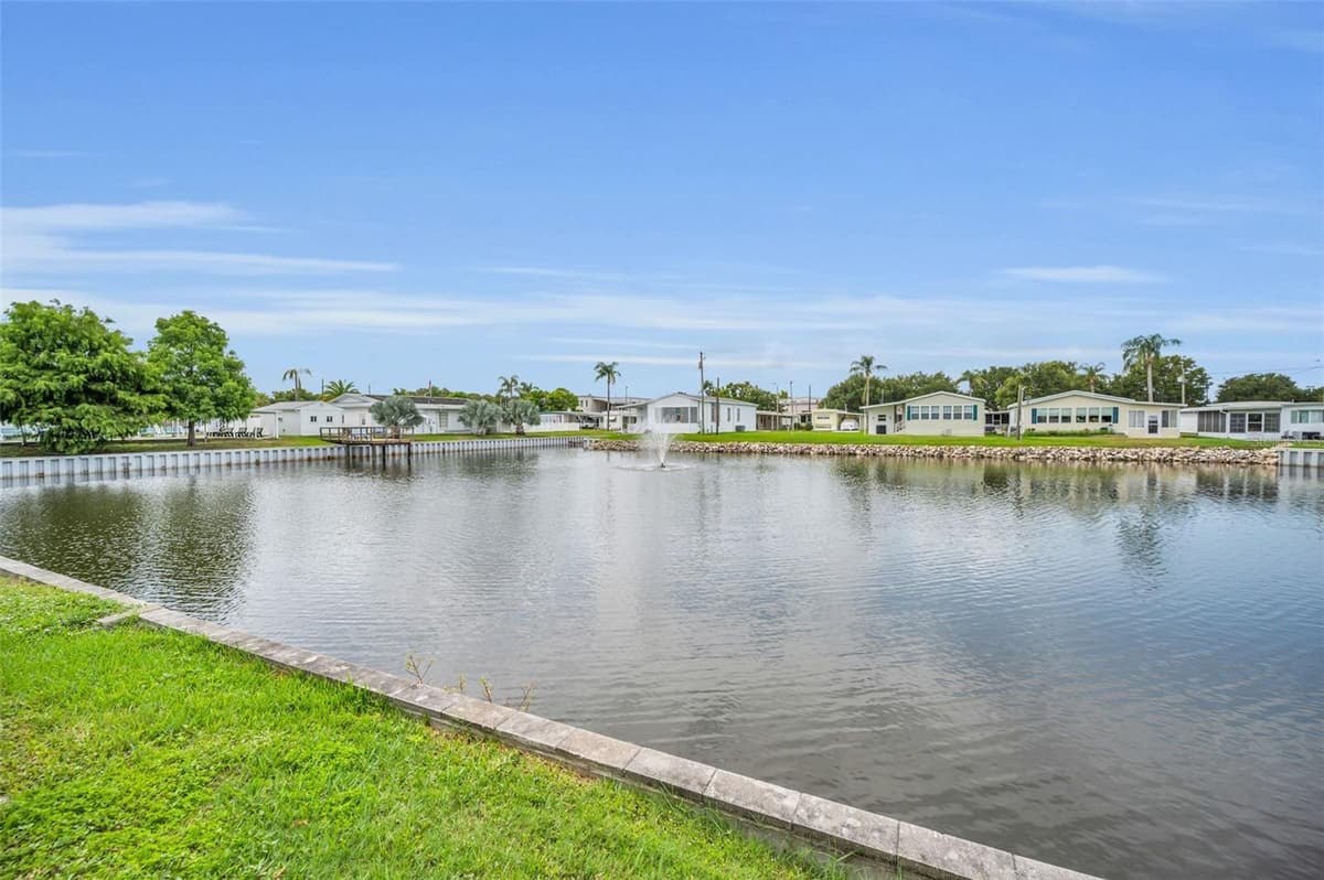 845 SKY LOCH DRIVE — photo 40 of 64