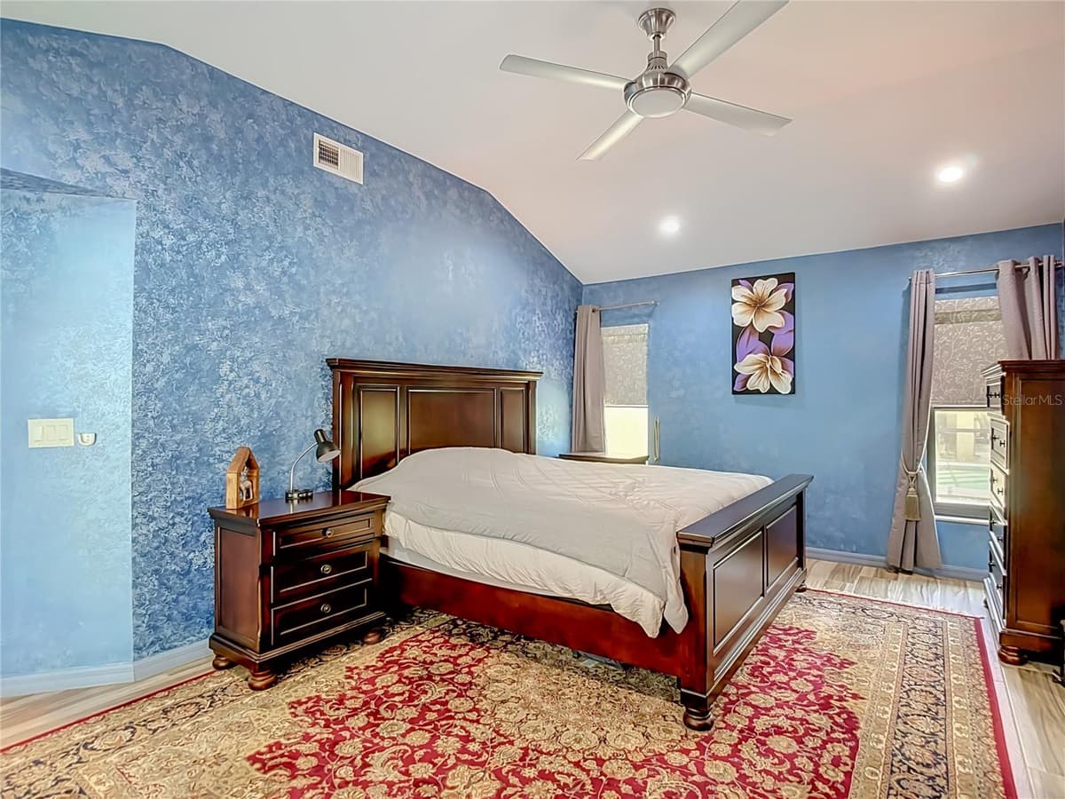 16040 PENWOOD DRIVE — photo 36 of 79