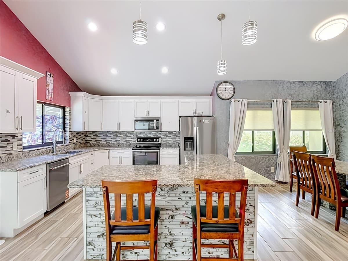 16040 PENWOOD DRIVE — photo 13 of 79