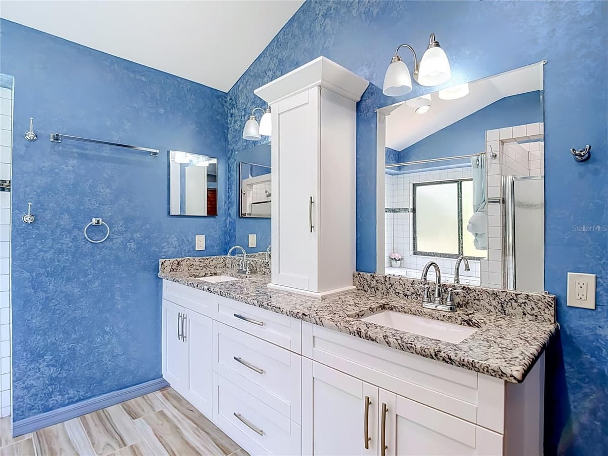 16040 PENWOOD DRIVE — photo 39 of 79