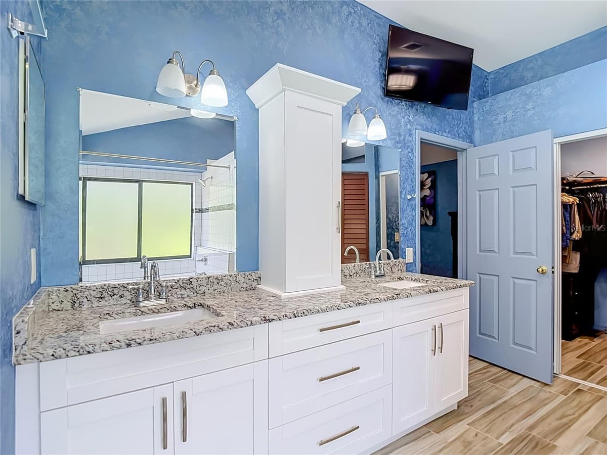 16040 PENWOOD DRIVE — photo 40 of 79