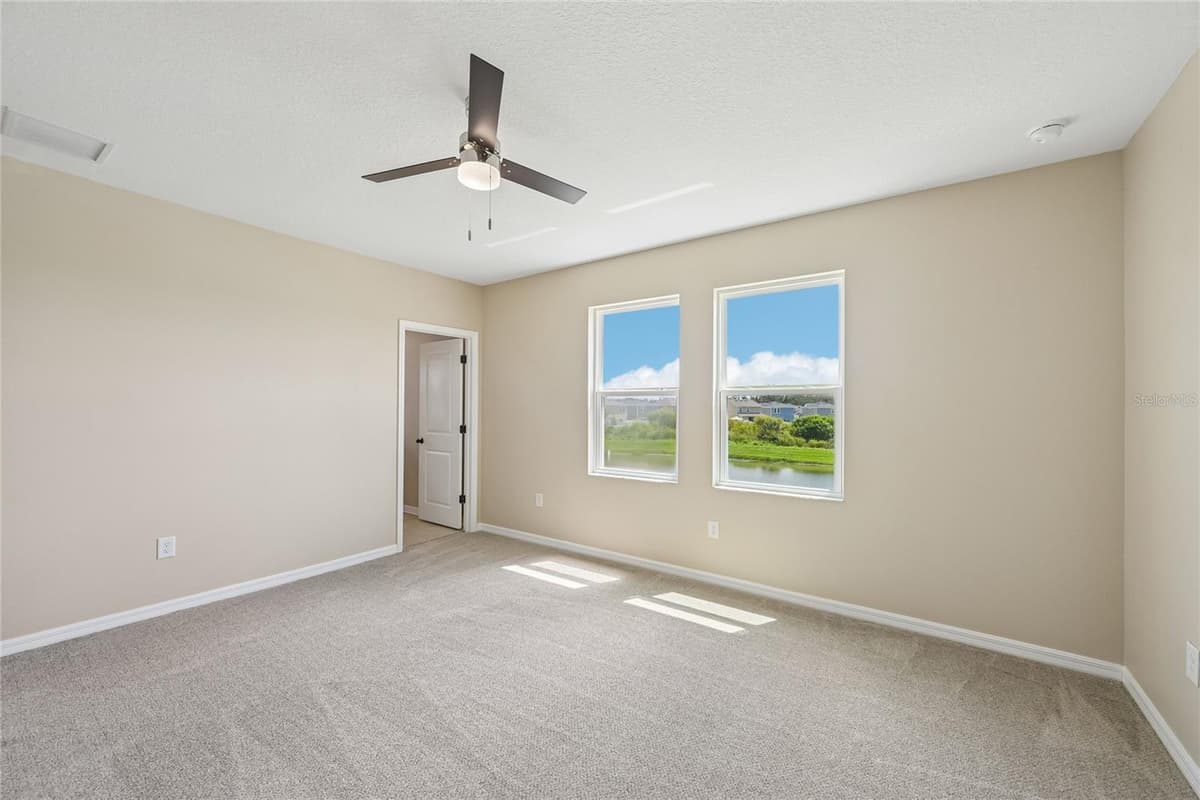 4702 BIRDSONG DRIVE — photo 17 of 51