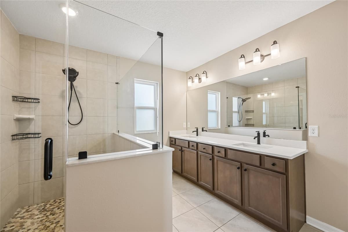 4702 BIRDSONG DRIVE — photo 21 of 51