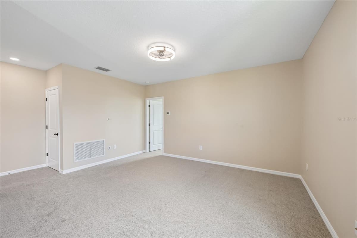 4702 BIRDSONG DRIVE — photo 15 of 51