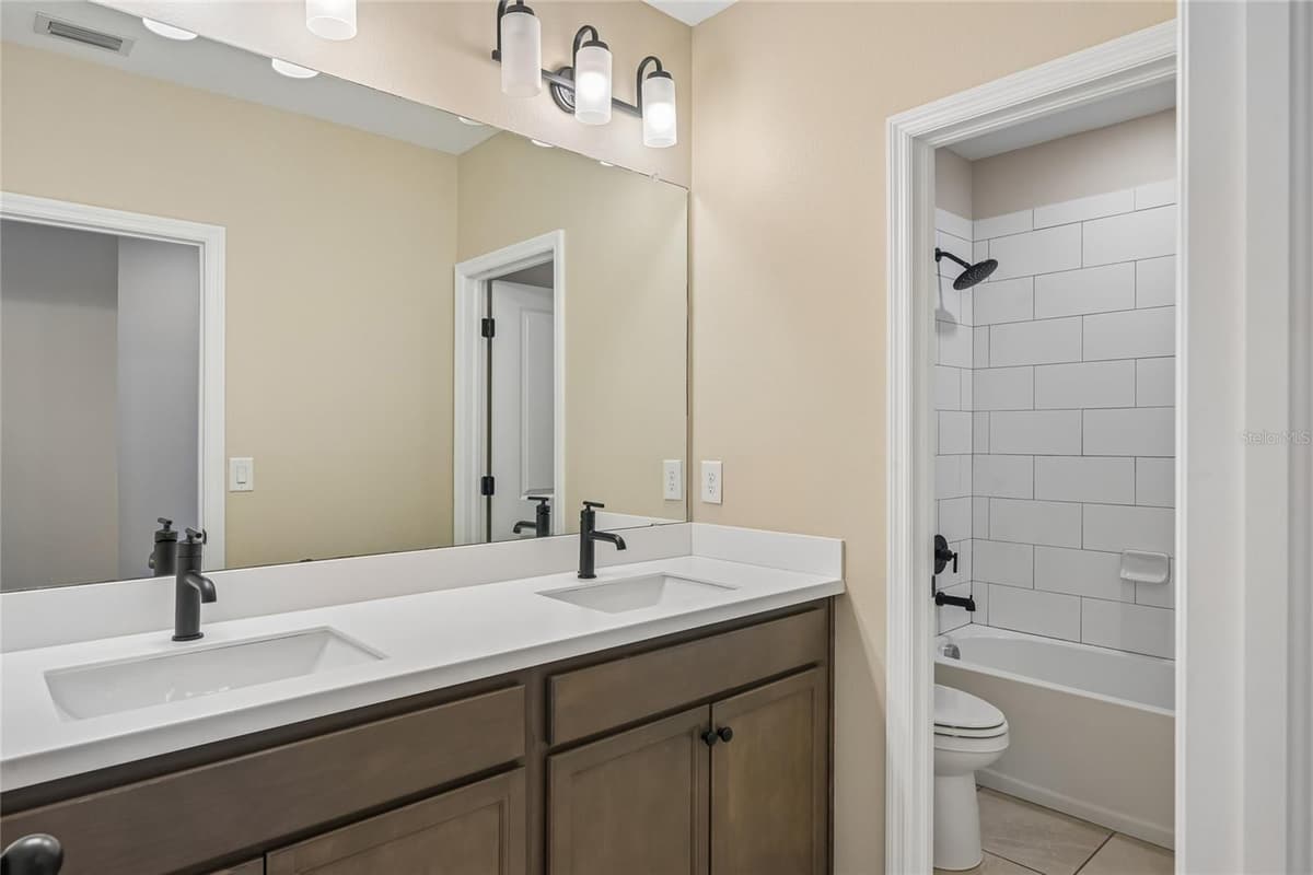 4702 BIRDSONG DRIVE — photo 29 of 51