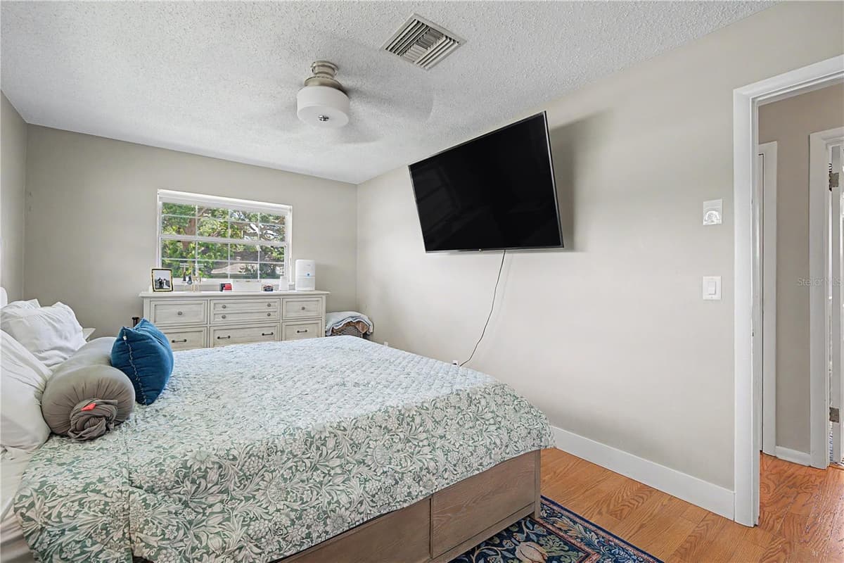 1223 SAN REMO AVENUE — photo 20 of 43