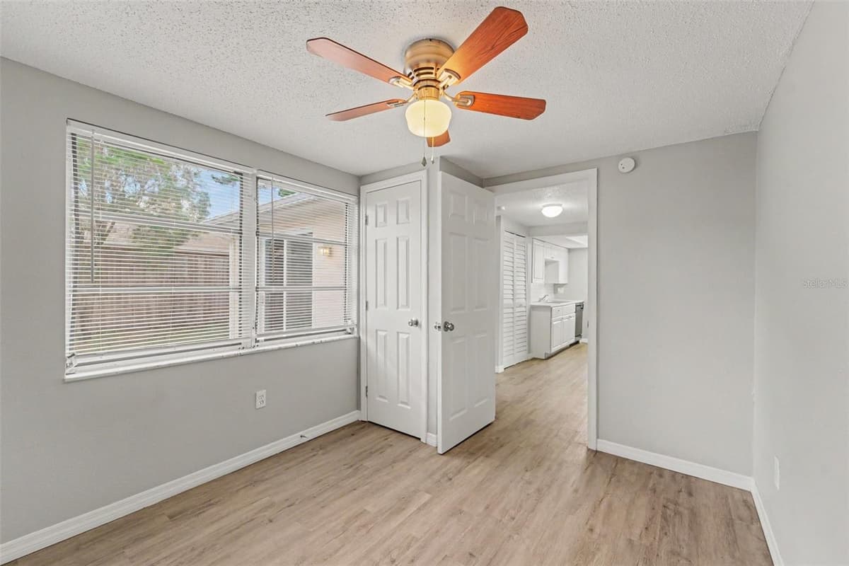 5102 SCHOOL ROAD — photo 11 of 15