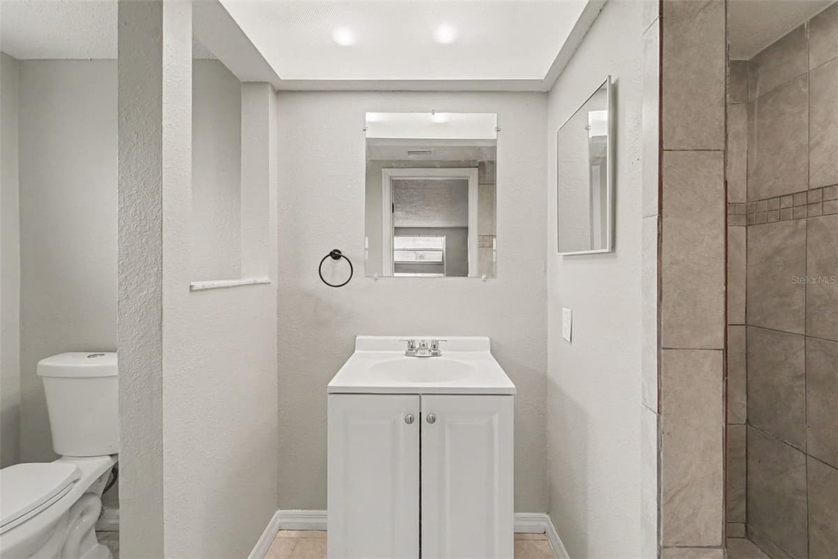 5102 SCHOOL ROAD — photo 10 of 15