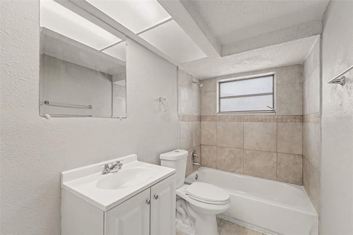 5102 SCHOOL ROAD — photo 12 of 15