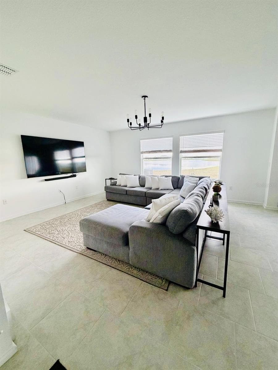 4220 BULL STREET — photo 8 of 22