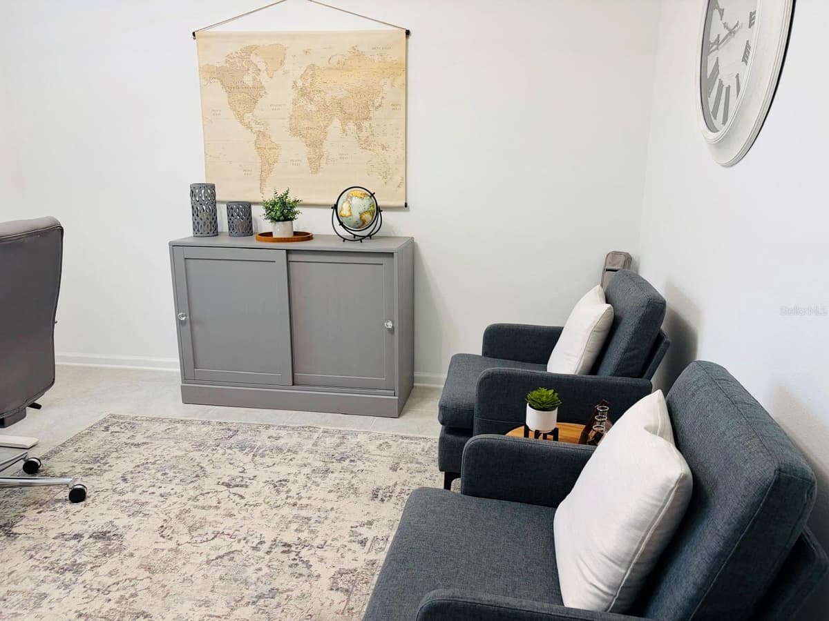 4220 BULL STREET — photo 10 of 22