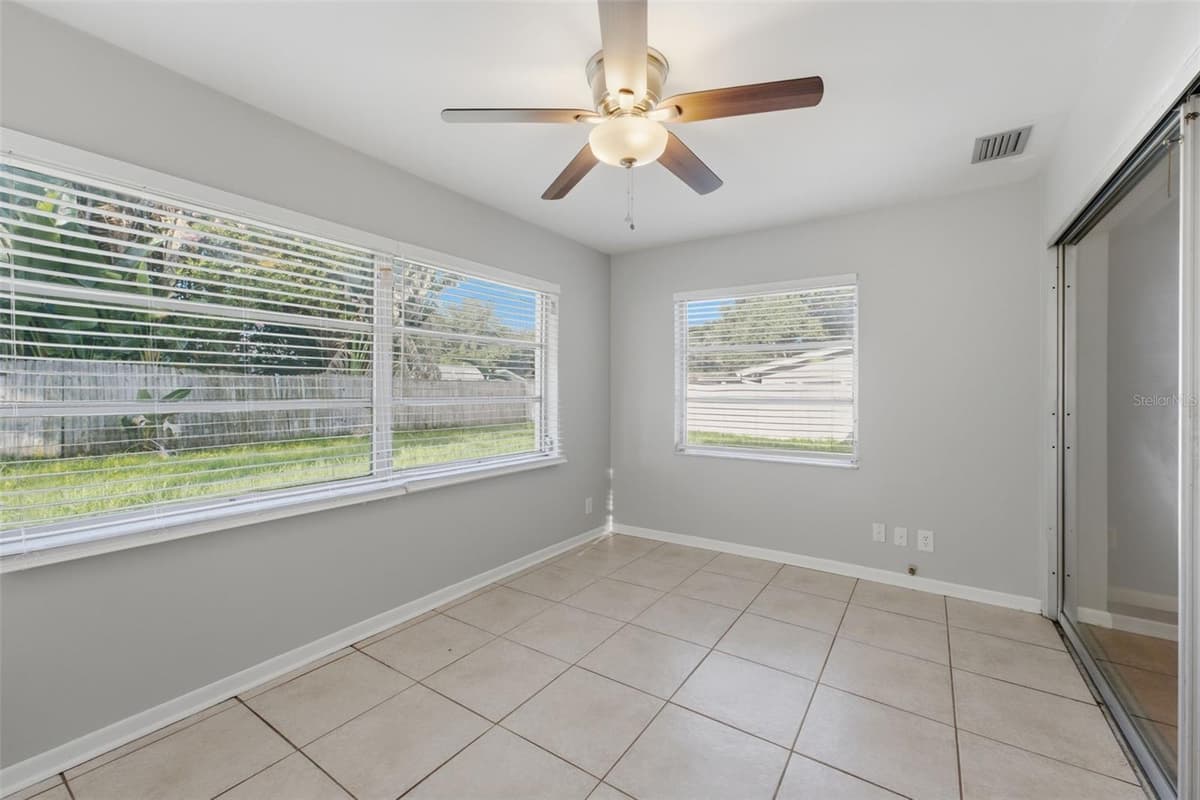 1387 BELLEVUE BOULEVARD — photo 17 of 42