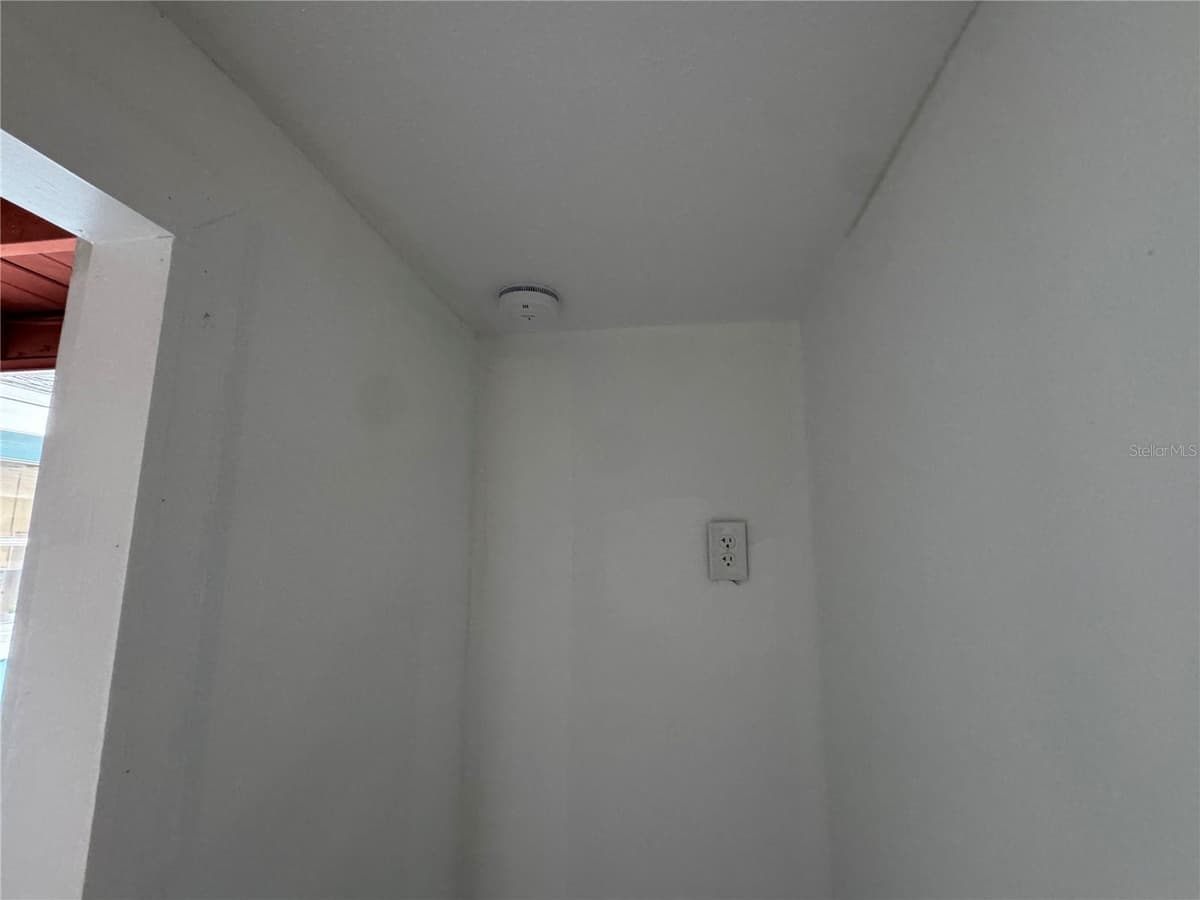Unknown — photo 20 of 23