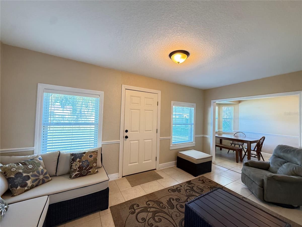 3210 THOROUGHBRED LOOP — photo 14 of 23